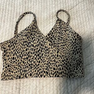 Brandy Melville cropped top